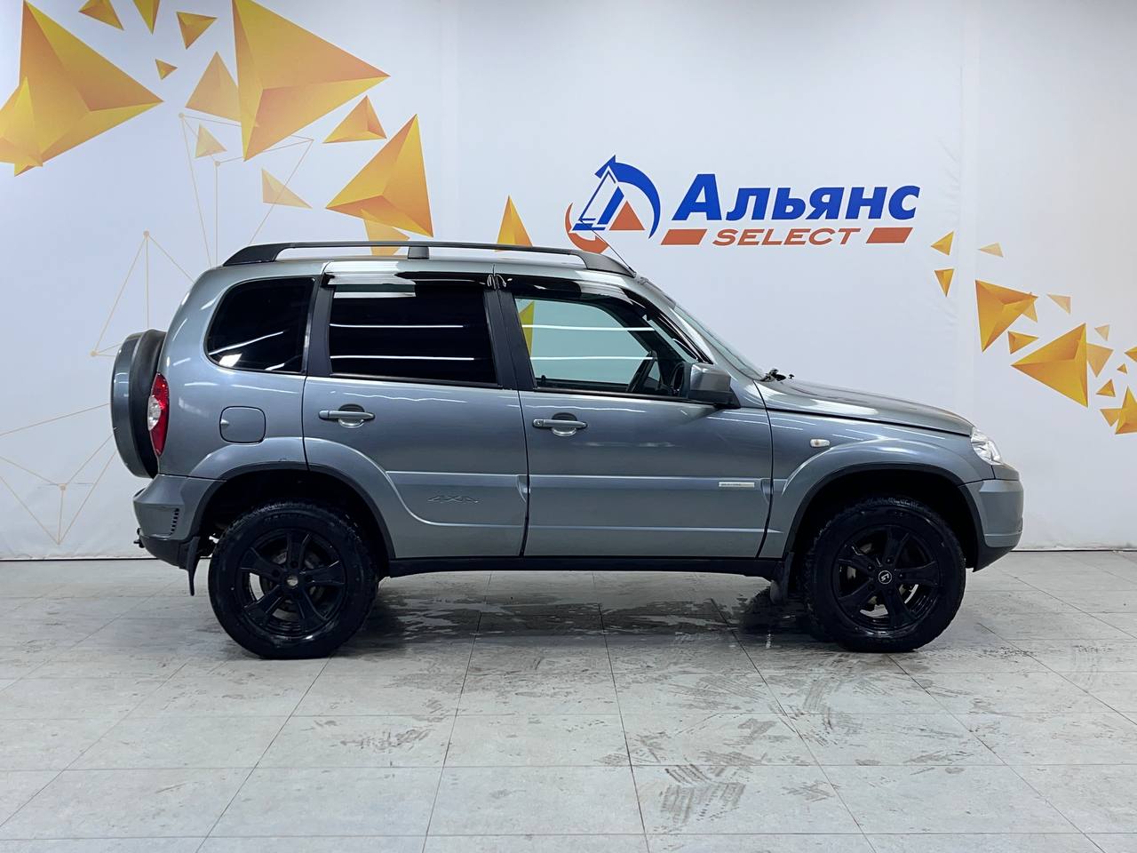 CHEVROLET NIVA