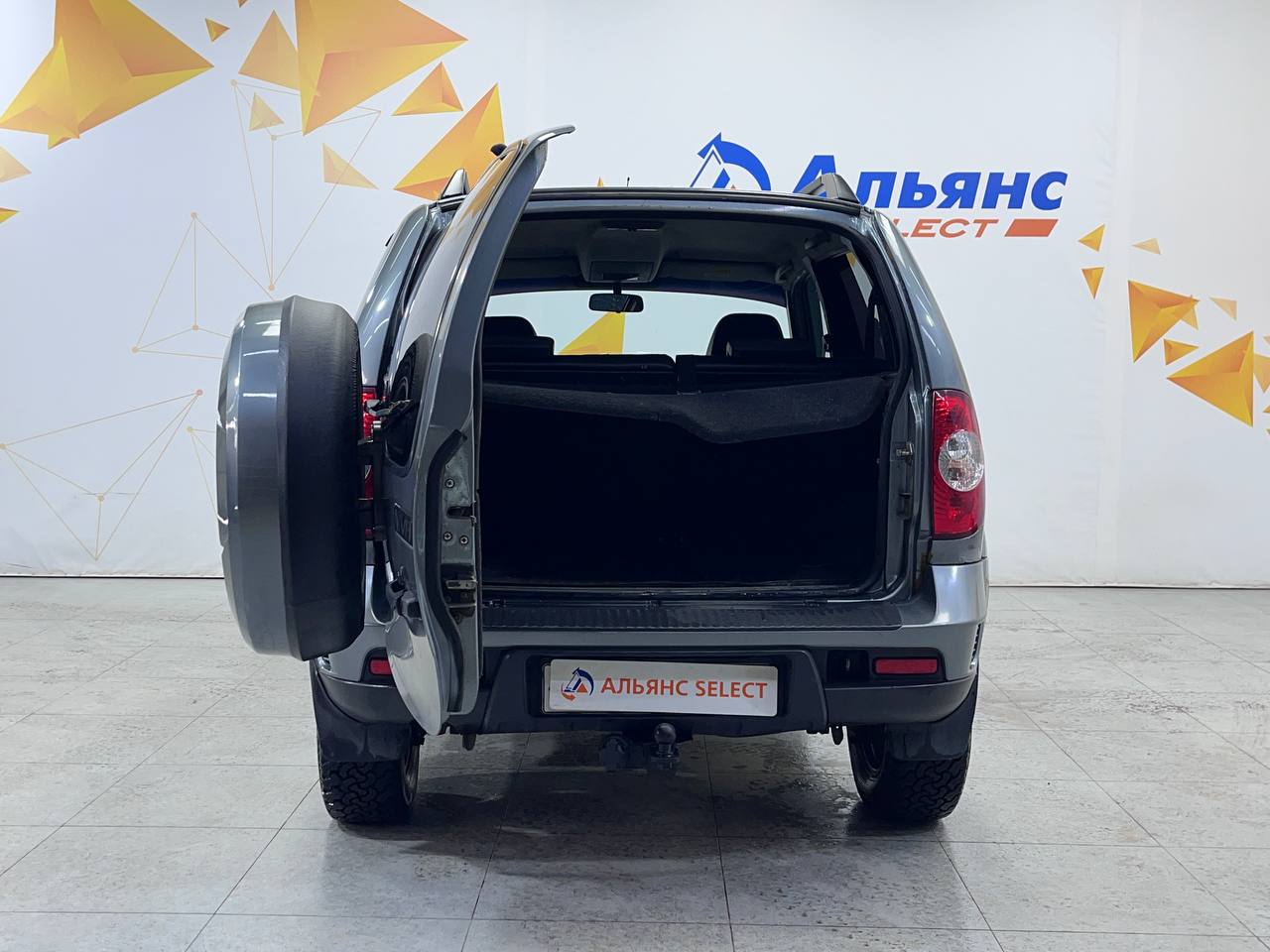 CHEVROLET NIVA