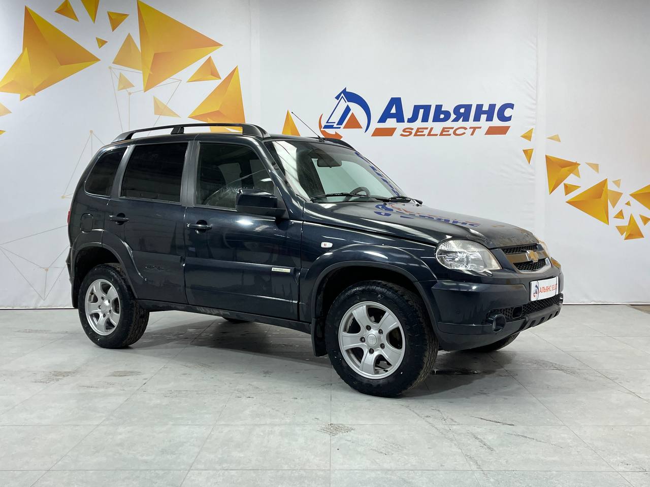 CHEVROLET NIVA
