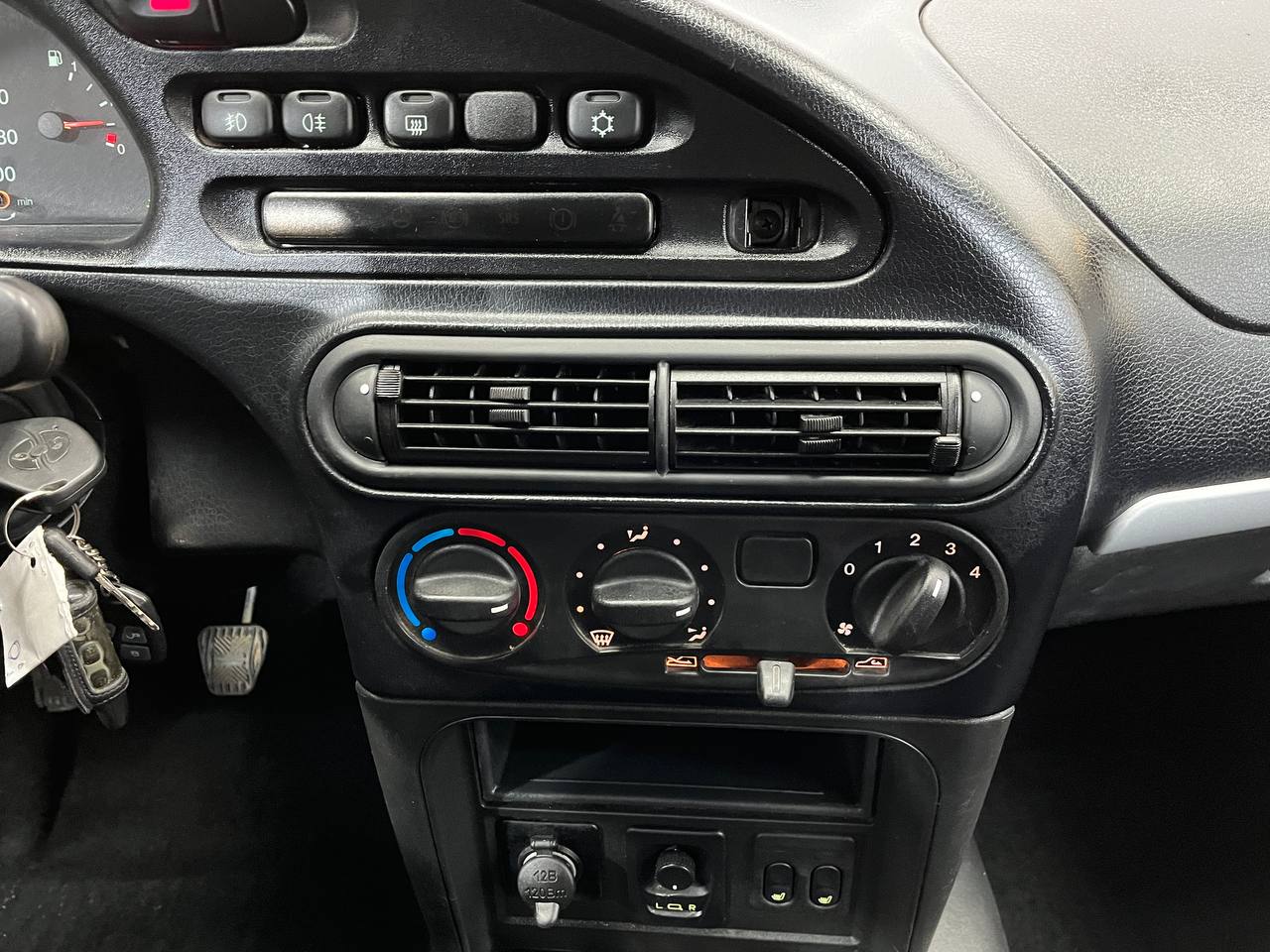 CHEVROLET NIVA