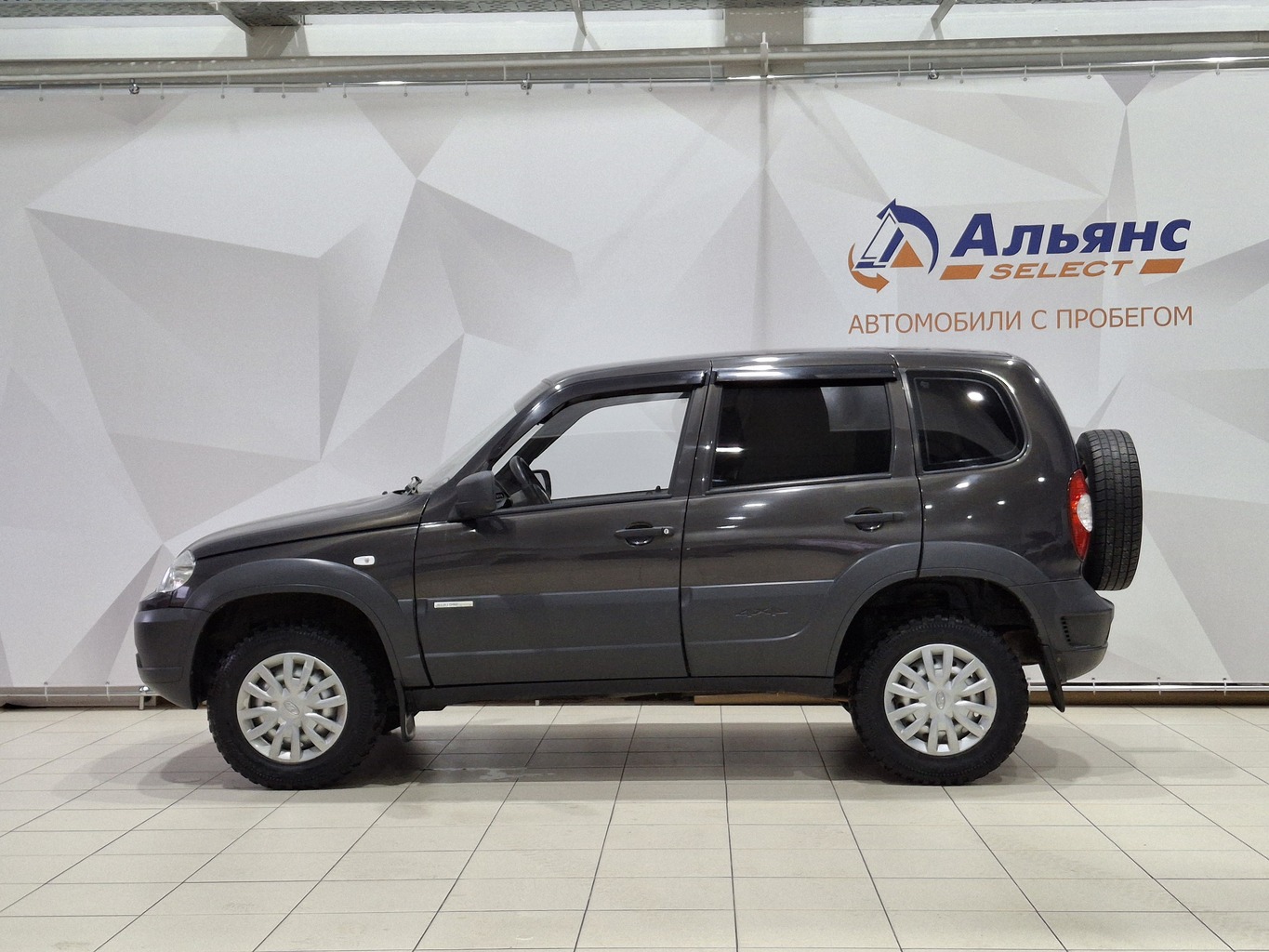 CHEVROLET NIVA