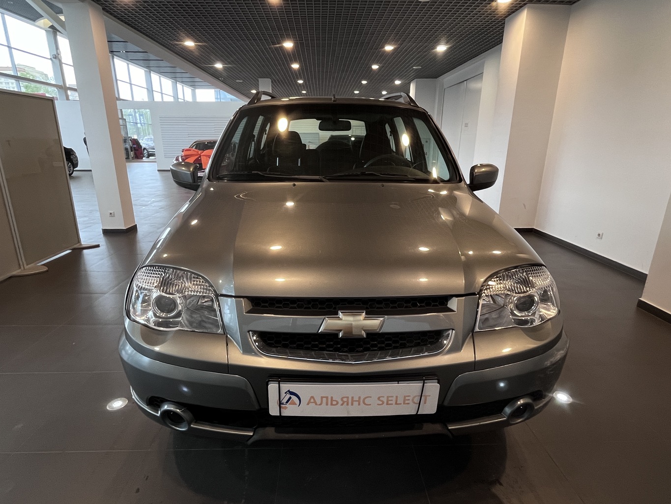 CHEVROLET NIVA
