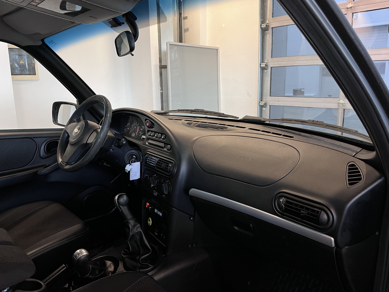 CHEVROLET NIVA