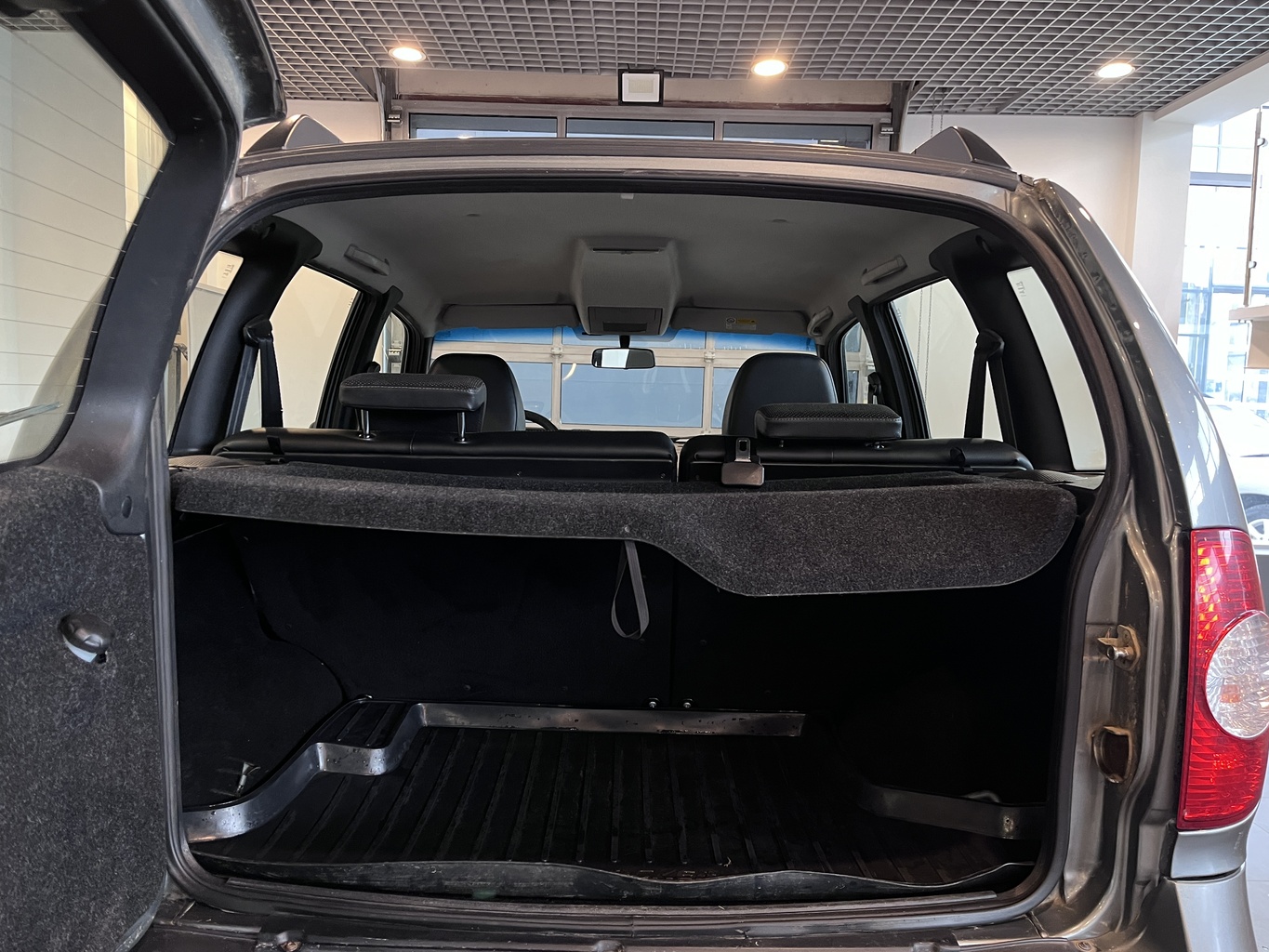 CHEVROLET NIVA