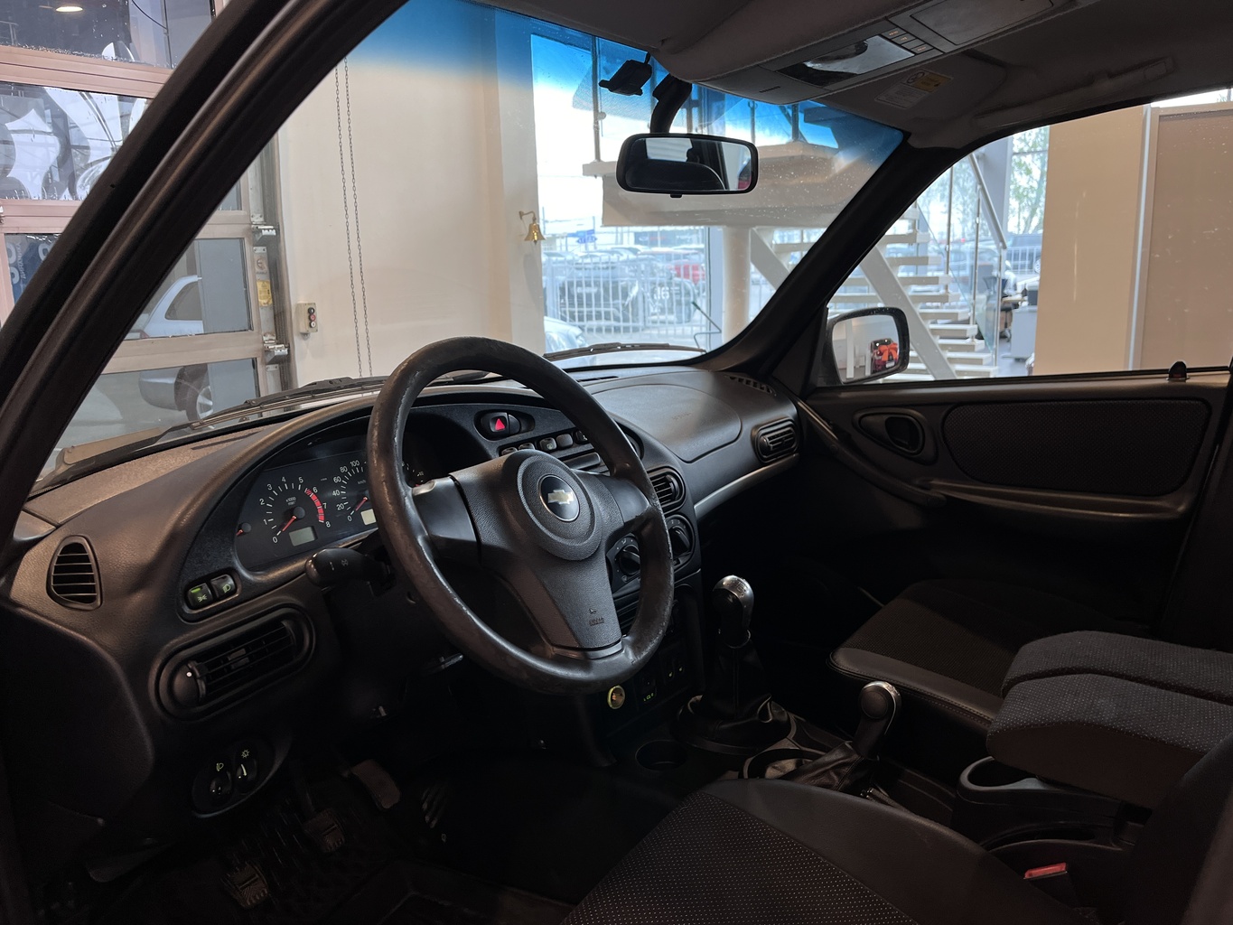 CHEVROLET NIVA