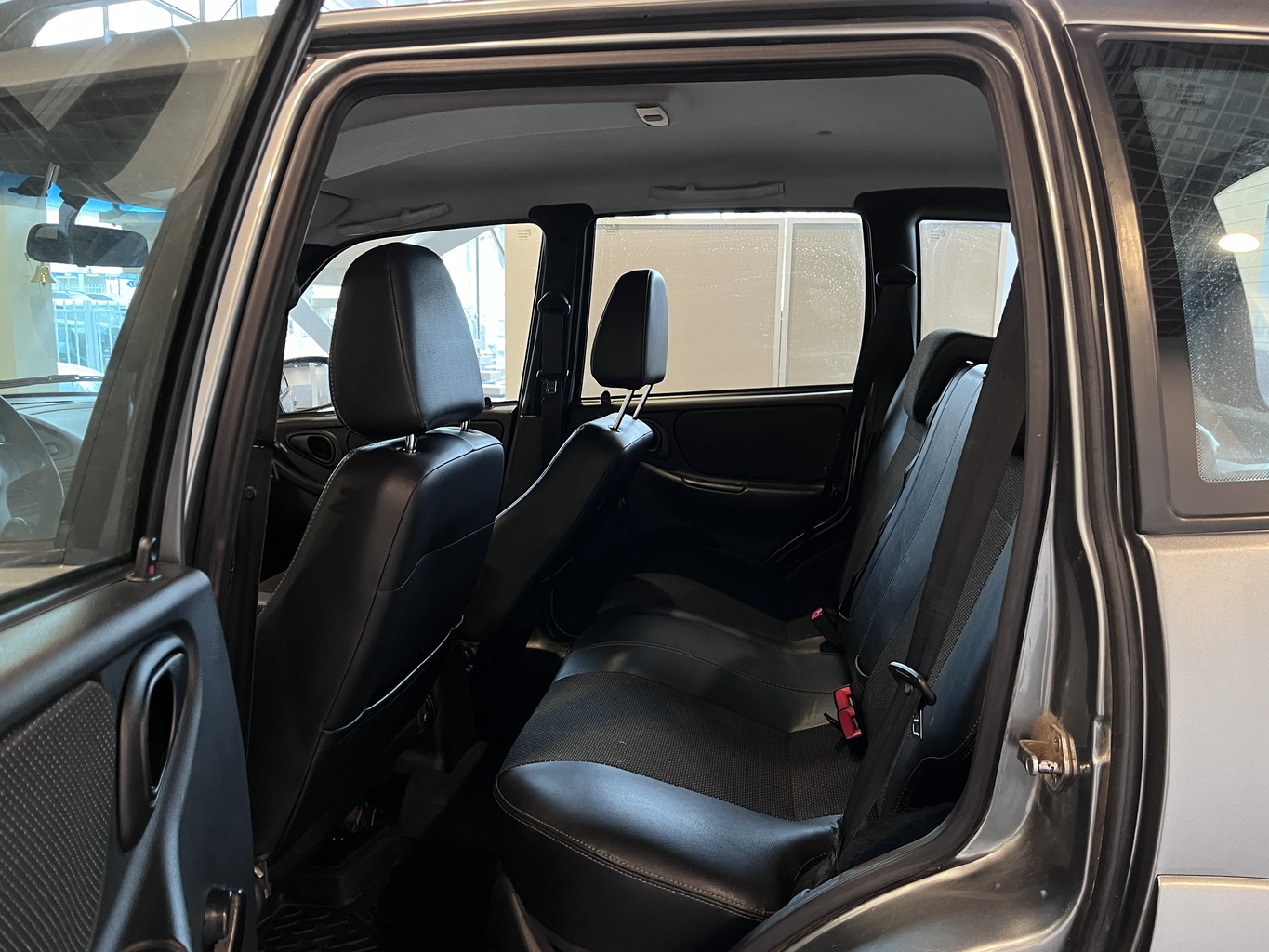 CHEVROLET NIVA