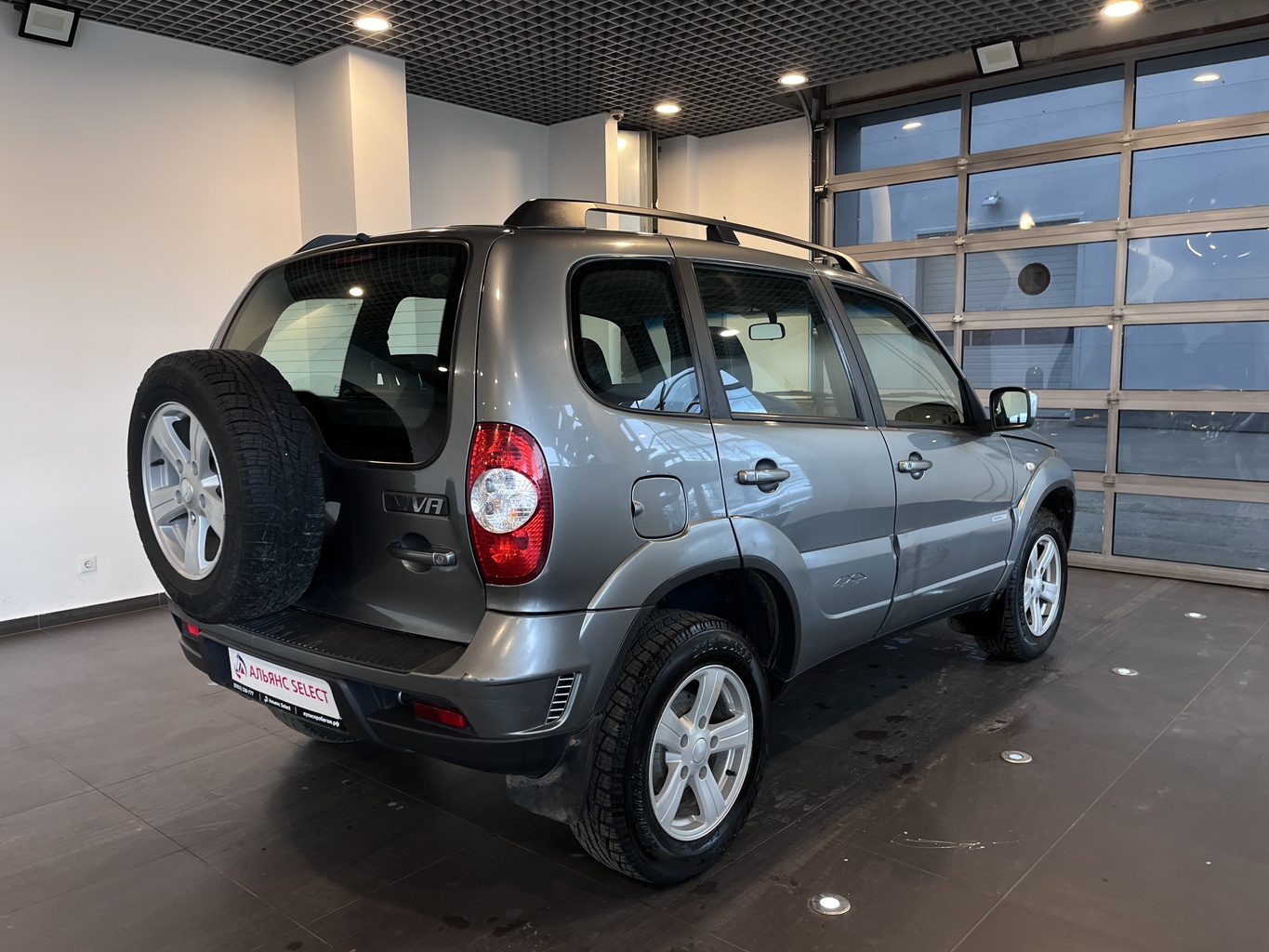CHEVROLET NIVA