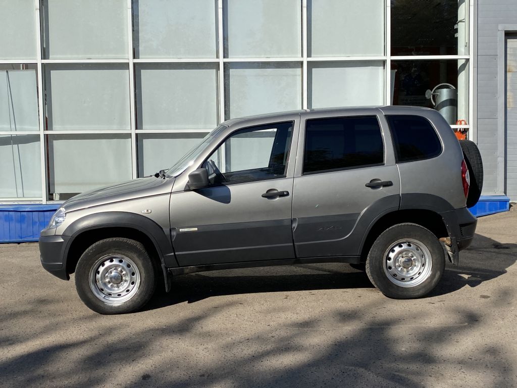 CHEVROLET NIVA