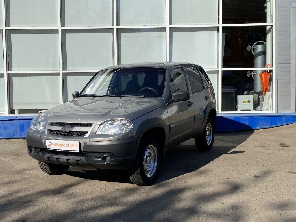 CHEVROLET NIVA