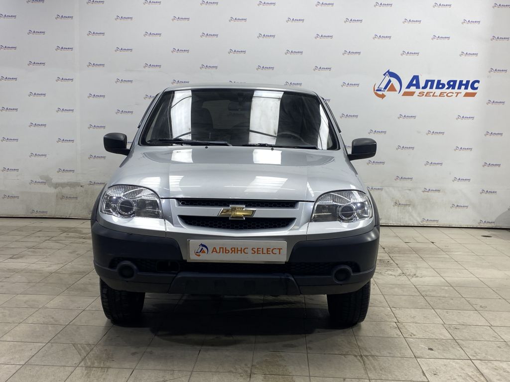 CHEVROLET NIVA