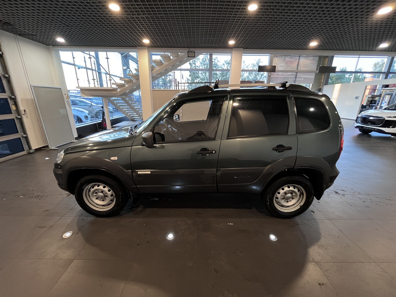 CHEVROLET NIVA