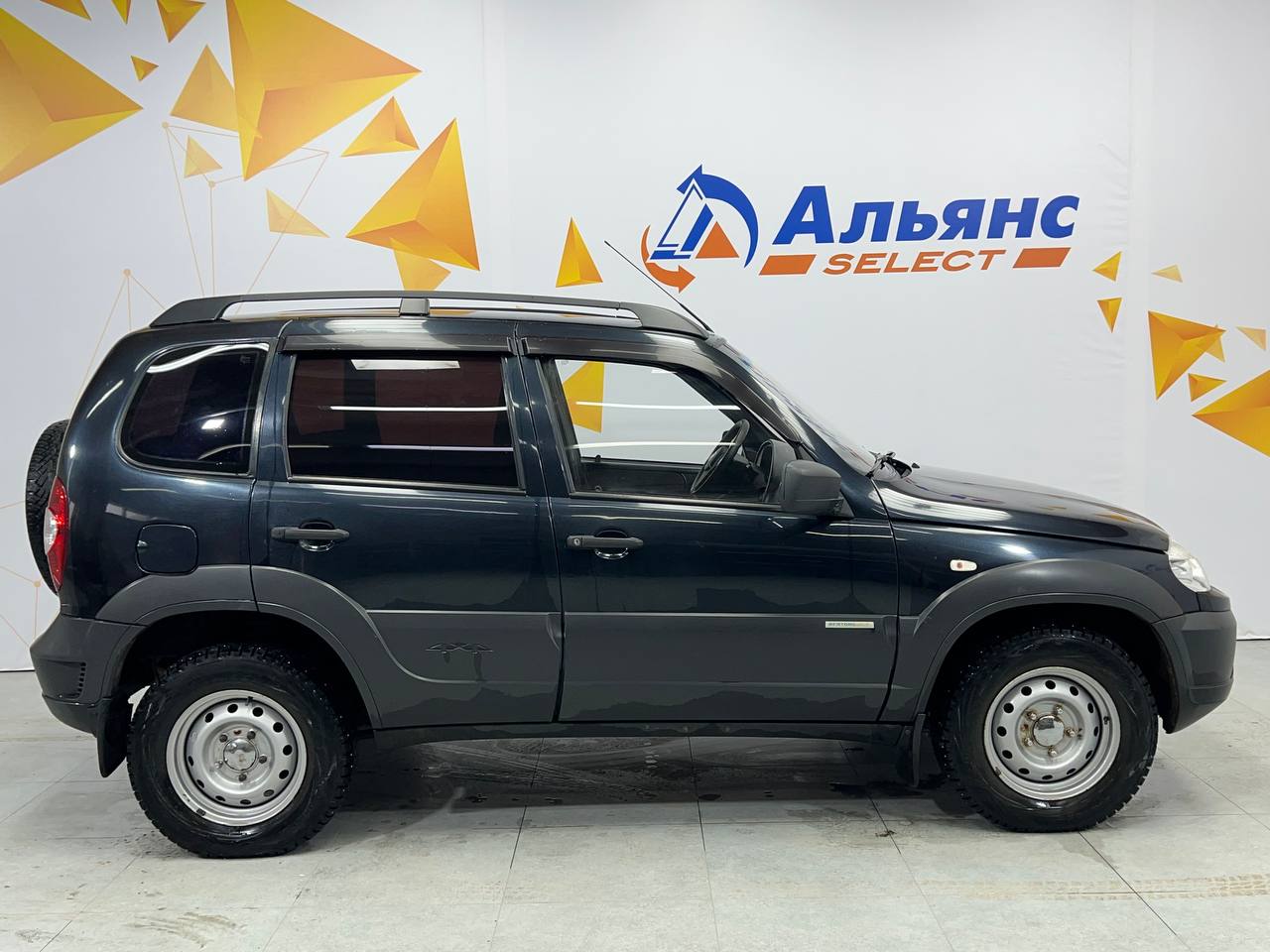 CHEVROLET NIVA