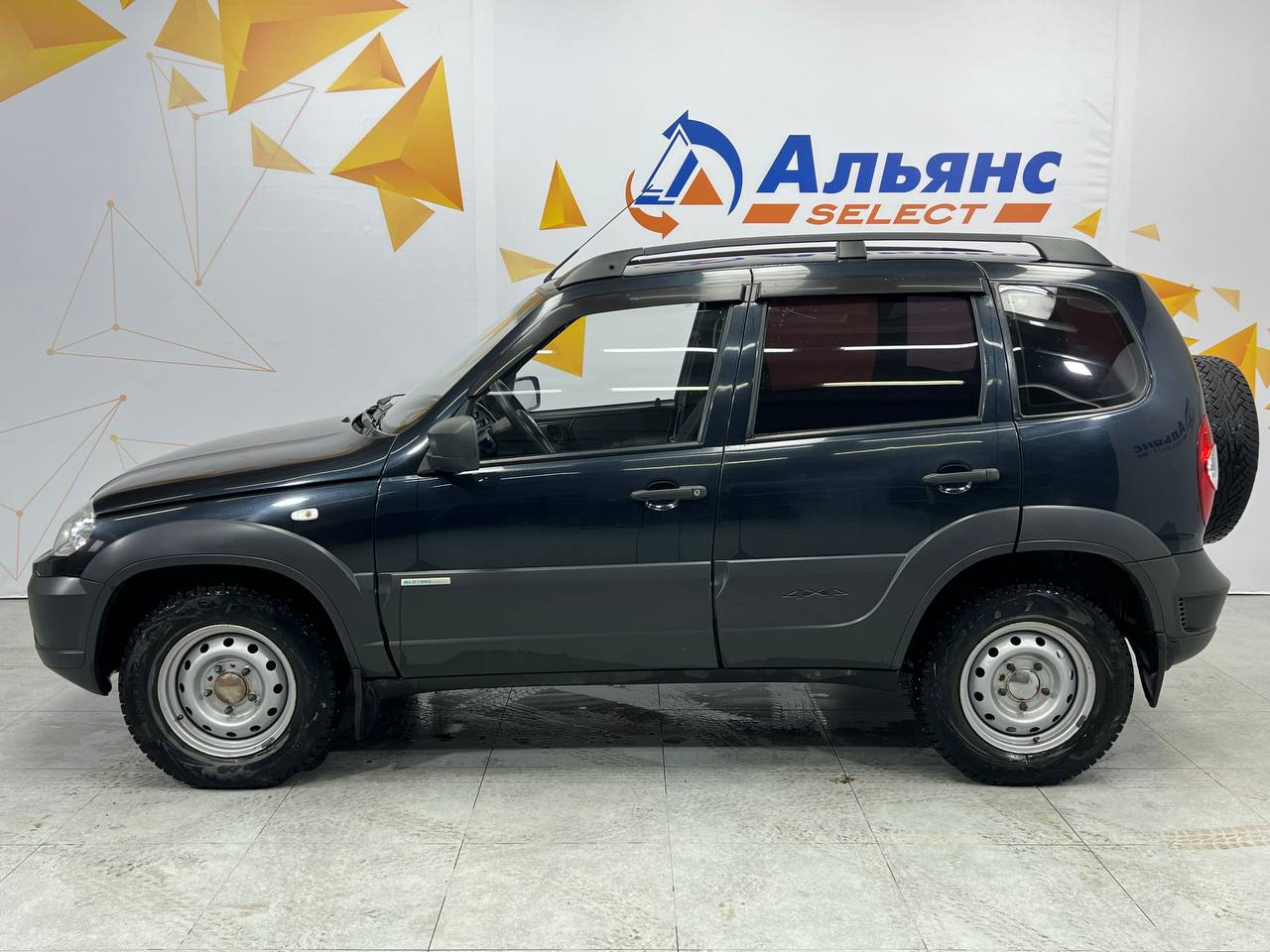 CHEVROLET NIVA