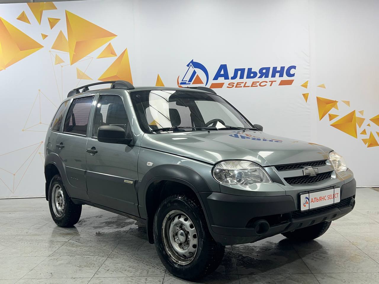 CHEVROLET NIVA