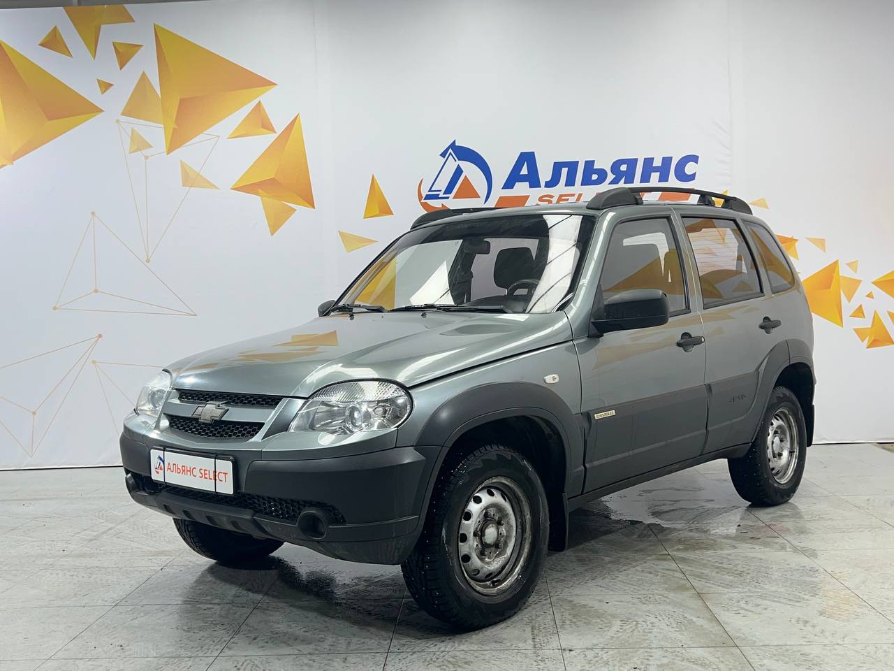 CHEVROLET NIVA