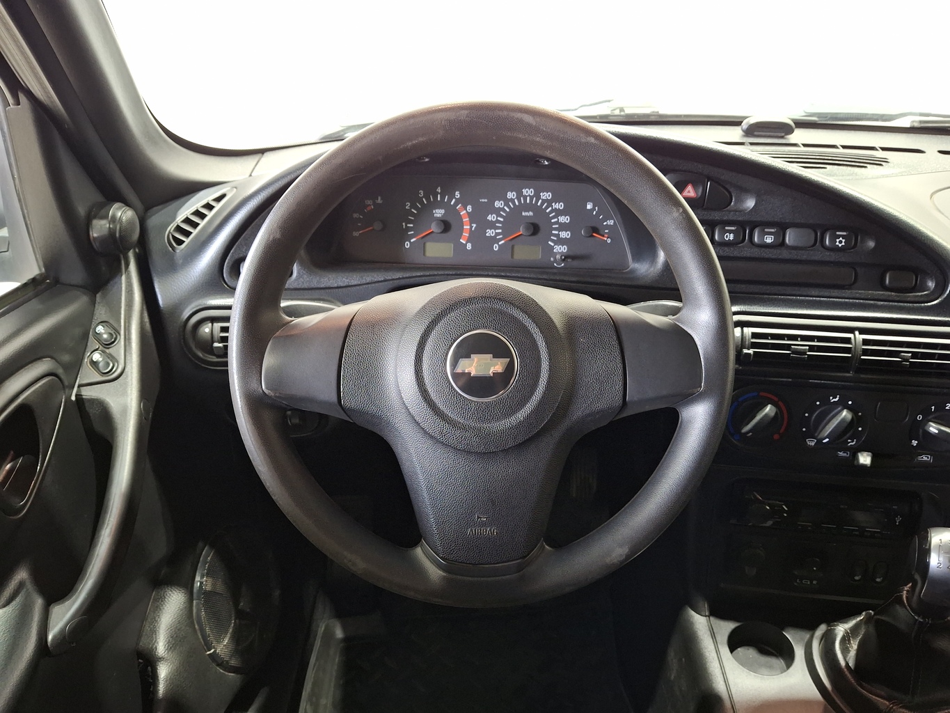 CHEVROLET NIVA