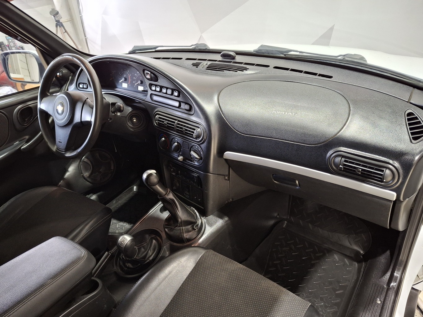 CHEVROLET NIVA