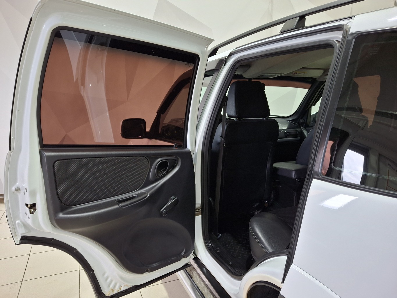 CHEVROLET NIVA