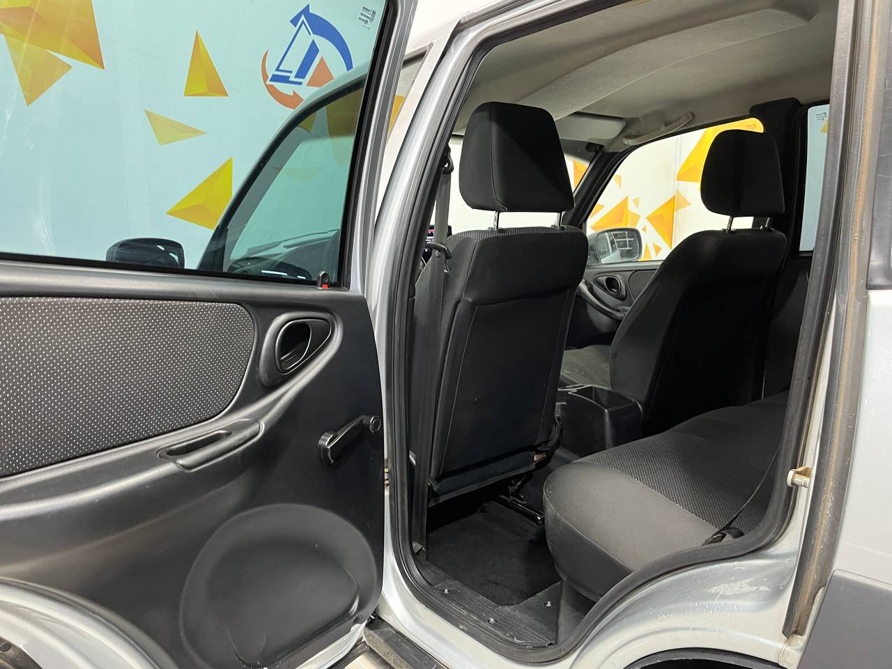 CHEVROLET NIVA