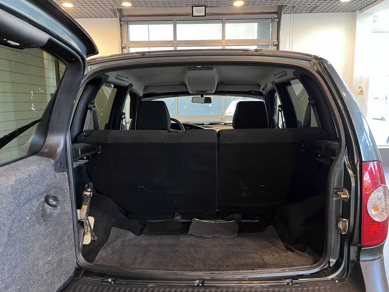 CHEVROLET NIVA