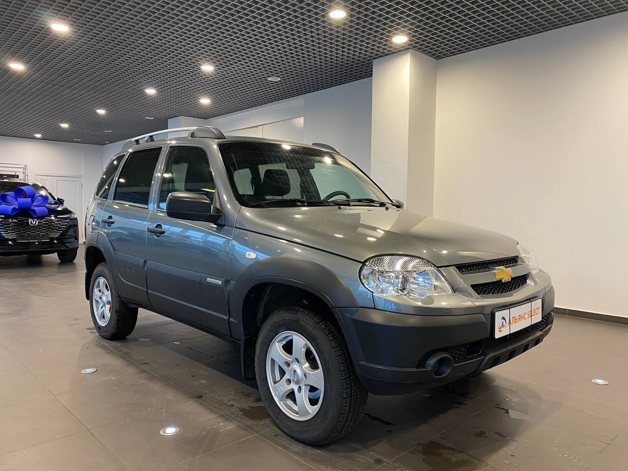 CHEVROLET NIVA