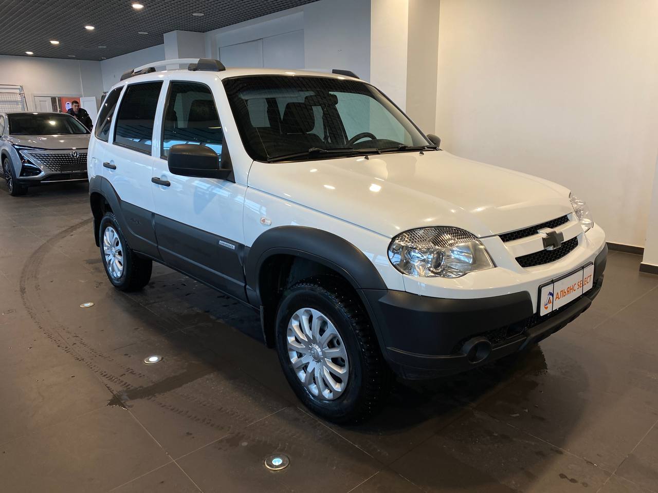 CHEVROLET NIVA