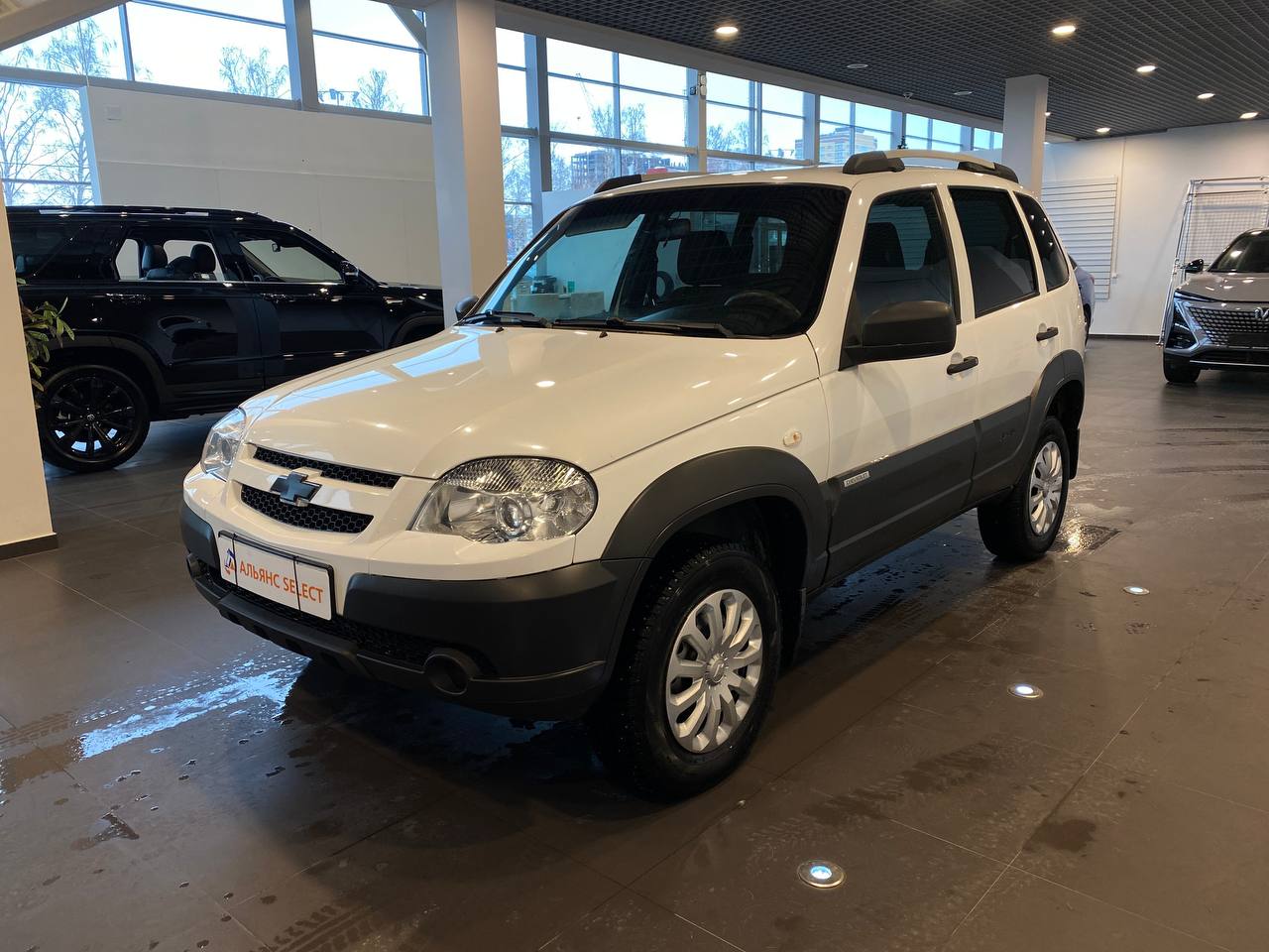 CHEVROLET NIVA