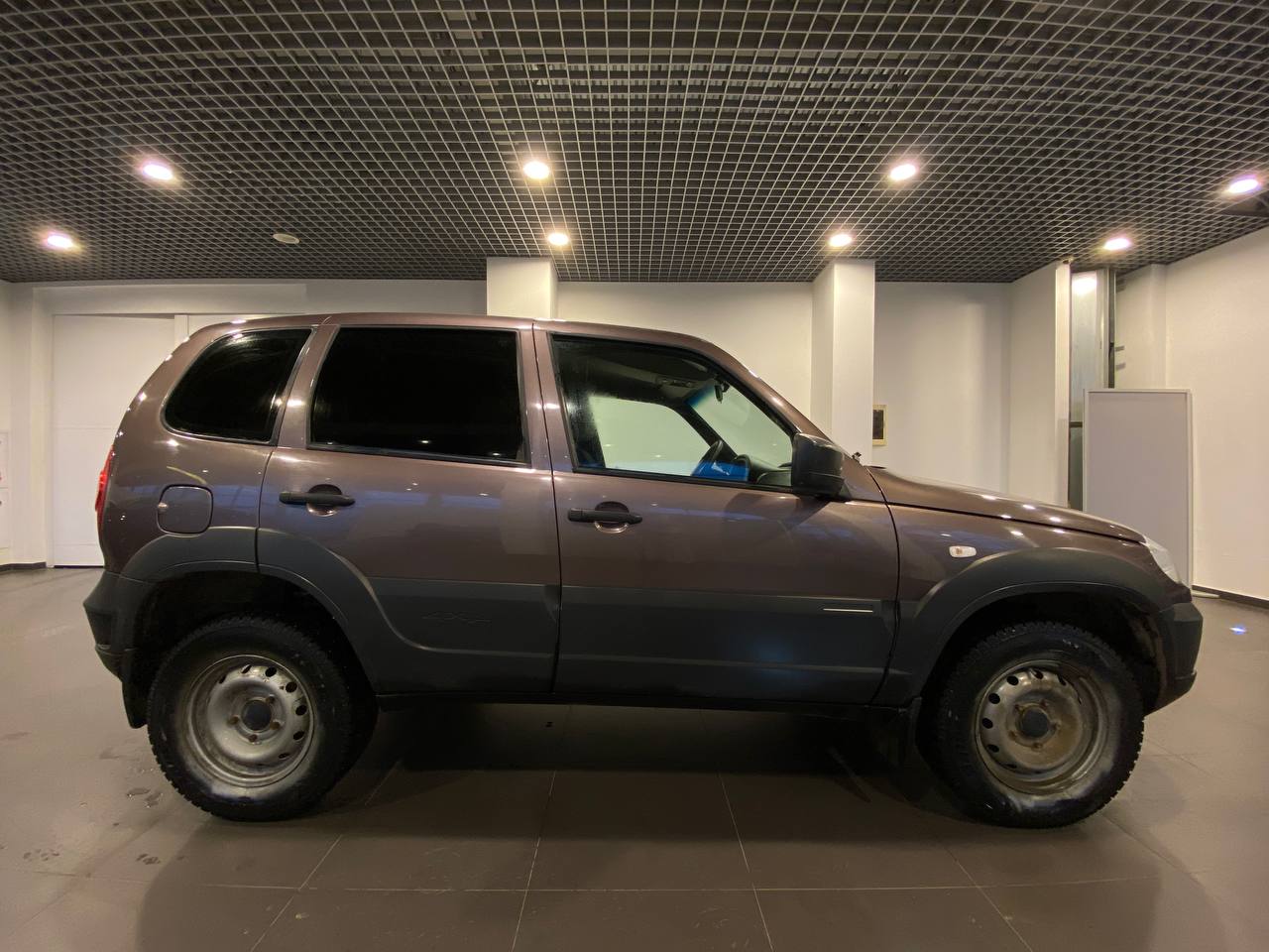 CHEVROLET NIVA