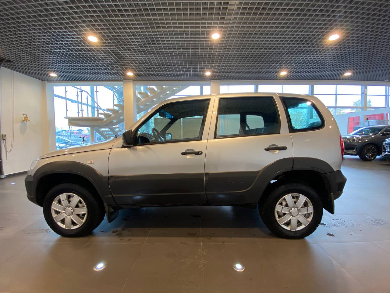 CHEVROLET NIVA