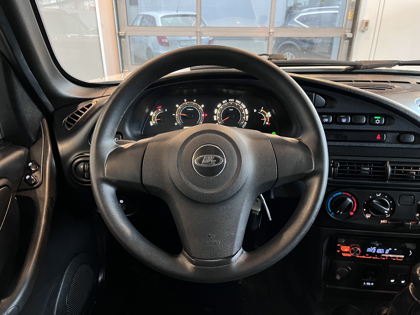 LADA NIVA TRAVEL