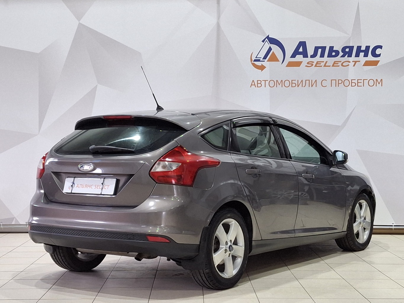 FORD FOCUS