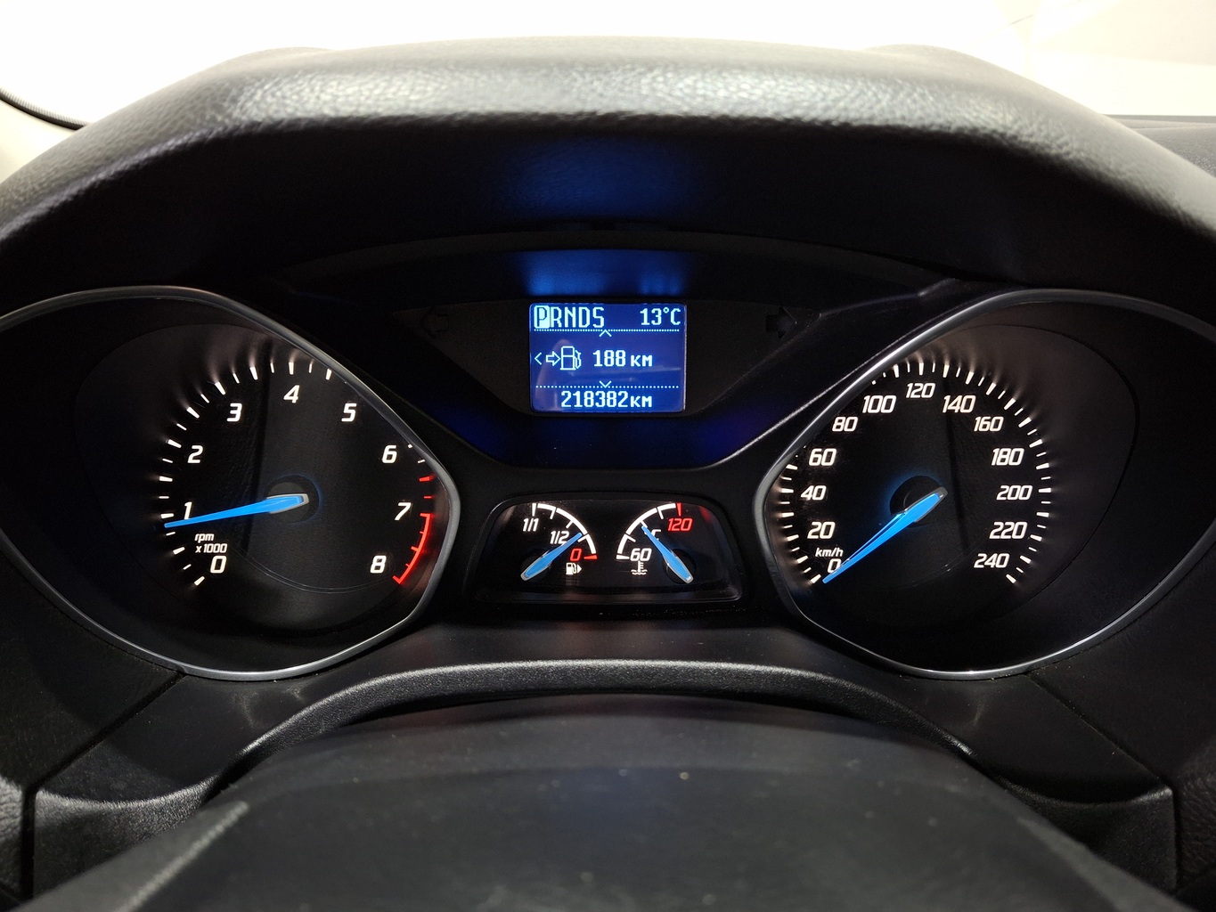 FORD FOCUS