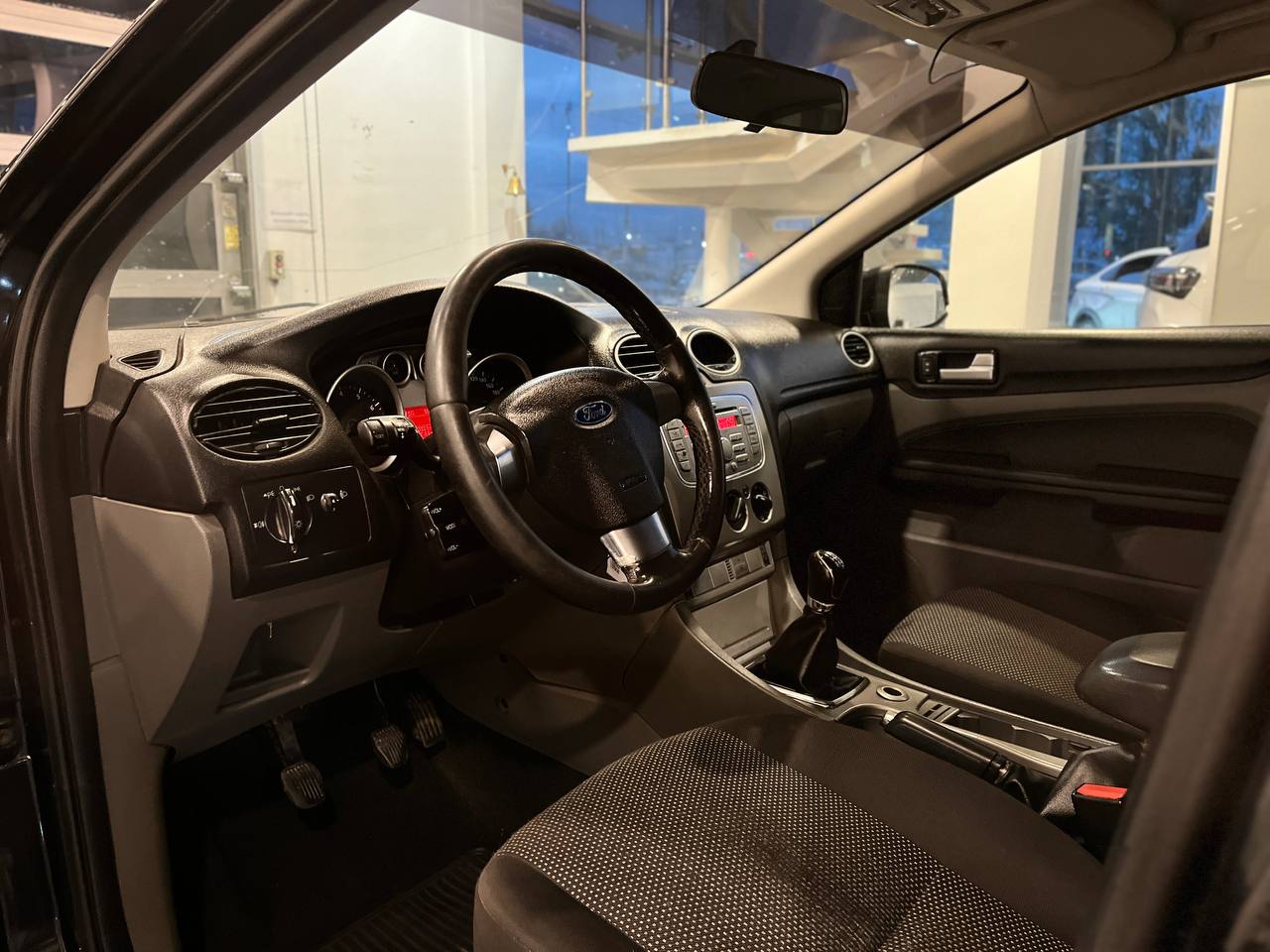 FORD FOCUS