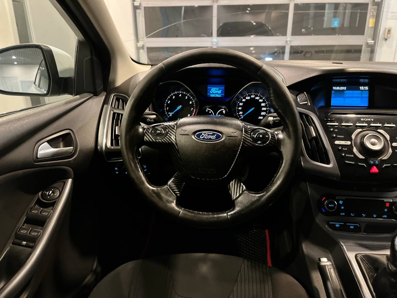 FORD FOCUS