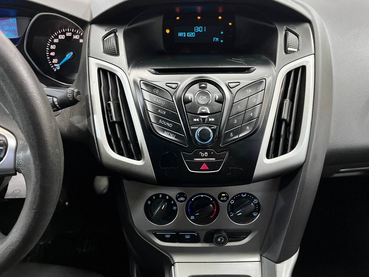 FORD FOCUS