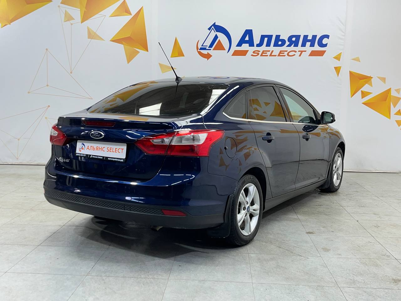FORD FOCUS