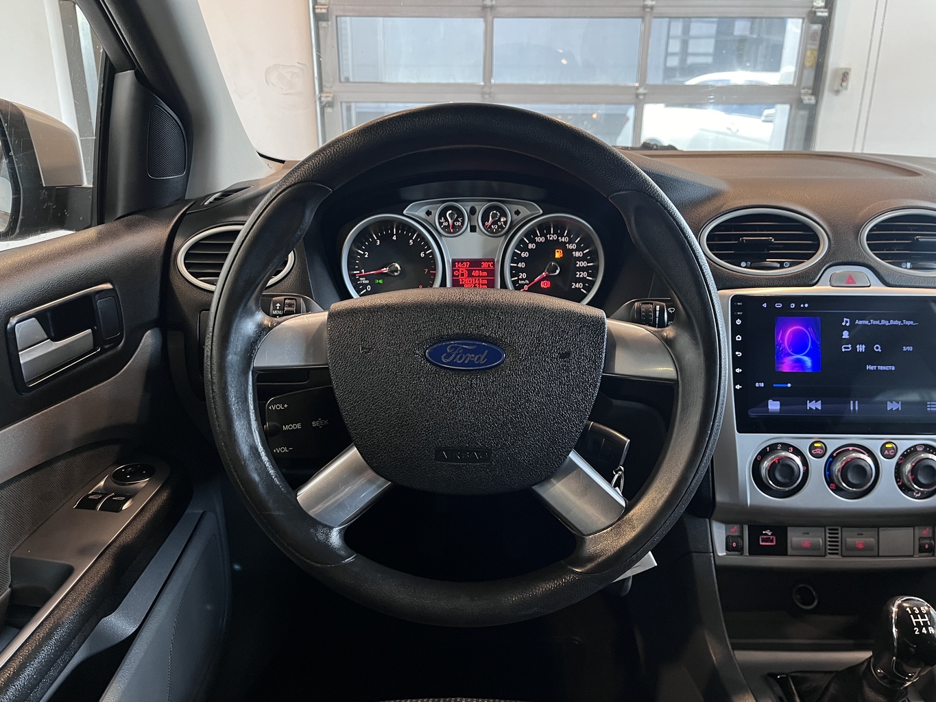 FORD FOCUS
