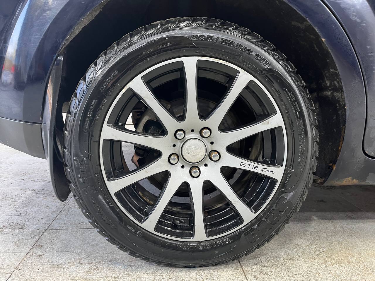 FORD FOCUS