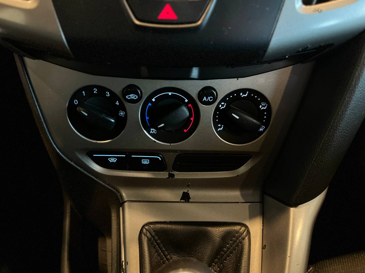 FORD FOCUS