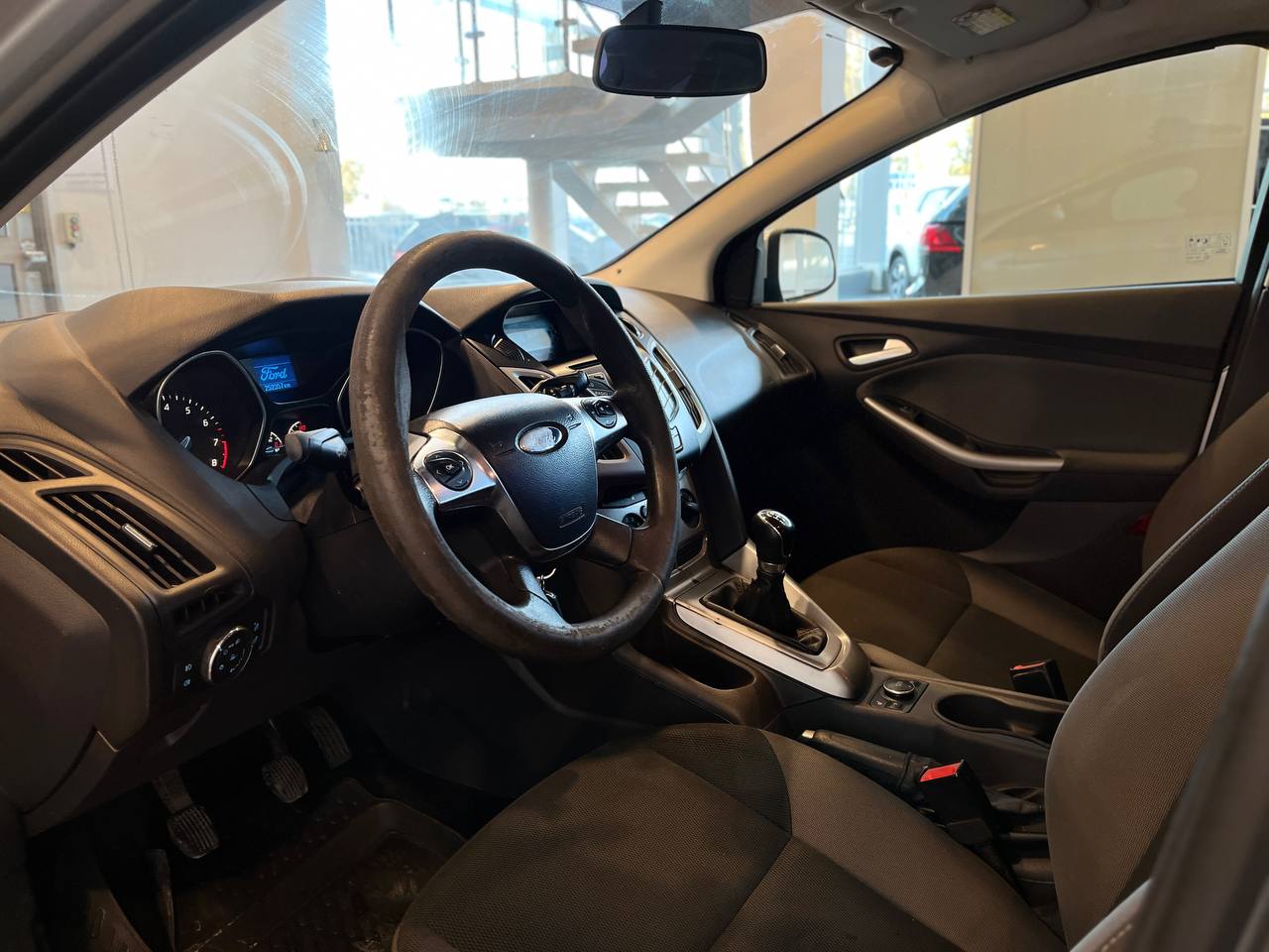 FORD FOCUS
