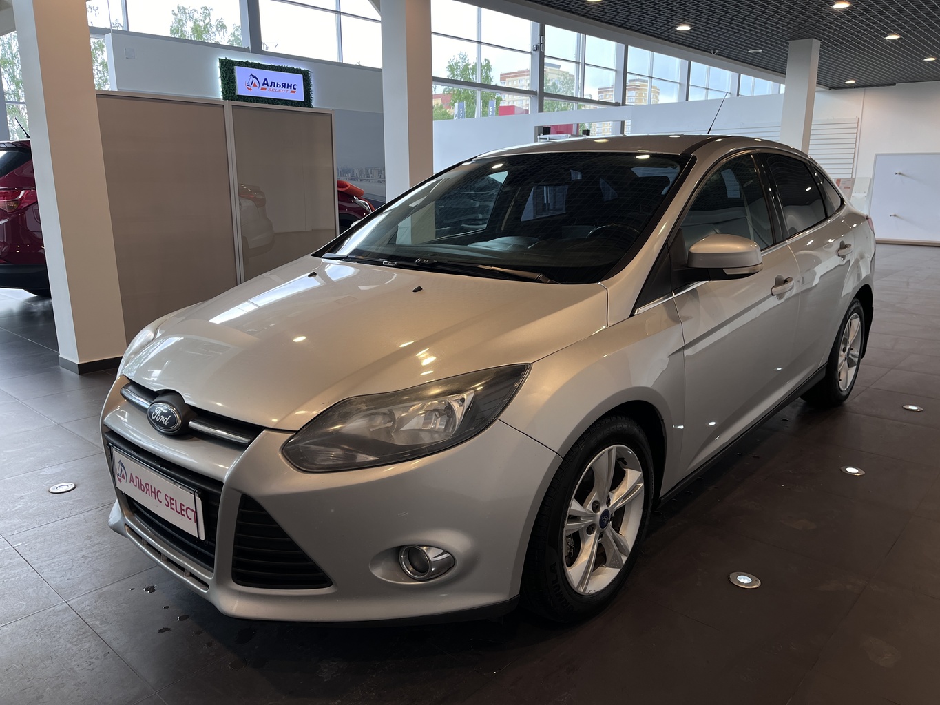 FORD FOCUS
