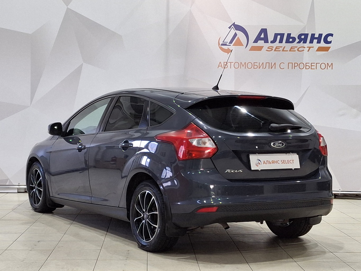 FORD FOCUS