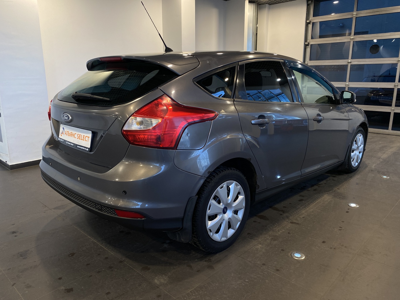 FORD FOCUS