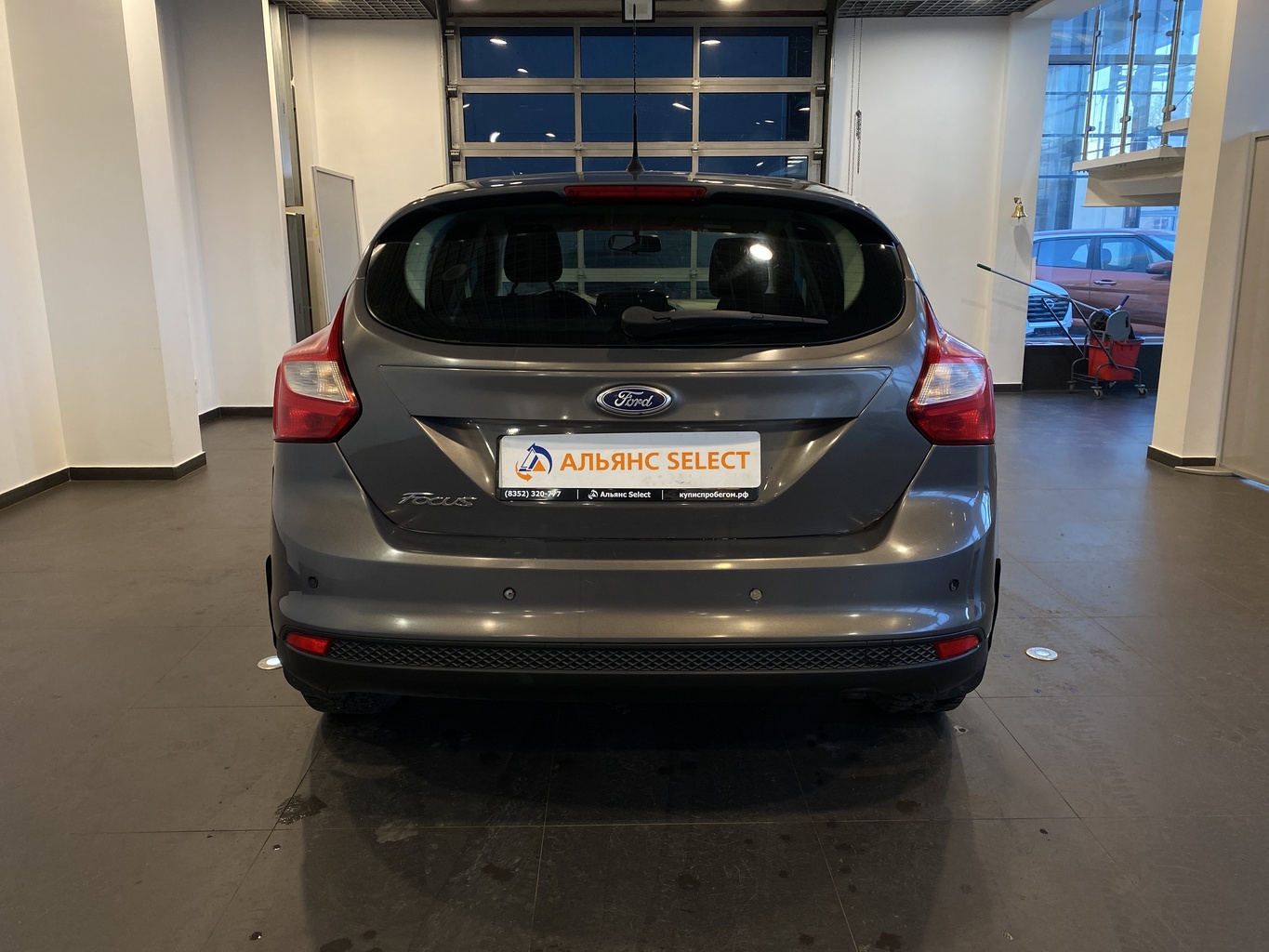FORD FOCUS