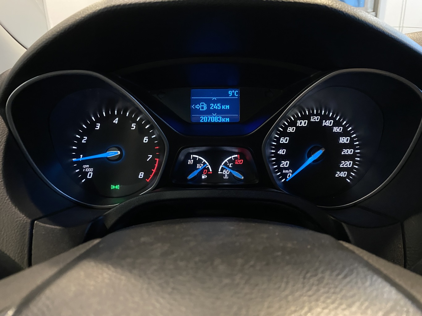 FORD FOCUS