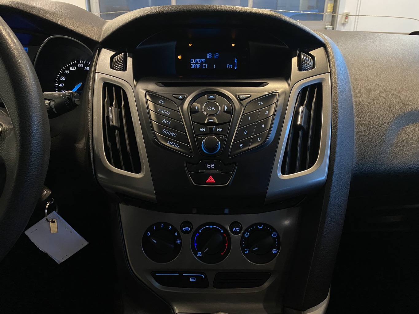 FORD FOCUS