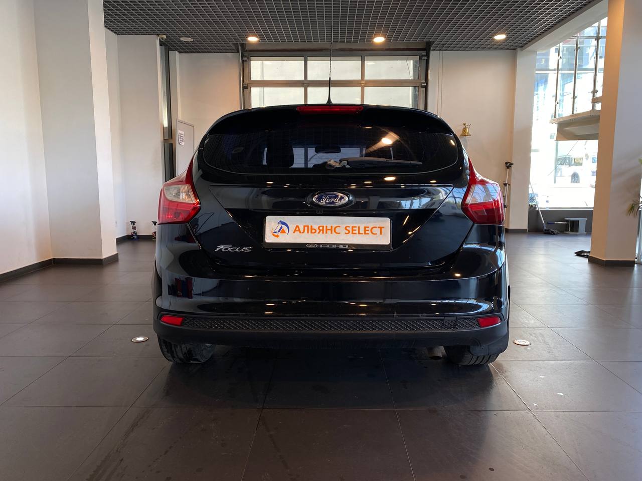 FORD FOCUS