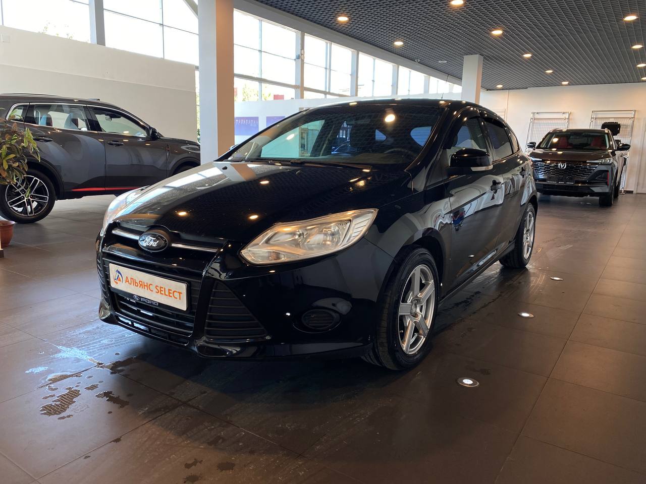 FORD FOCUS
