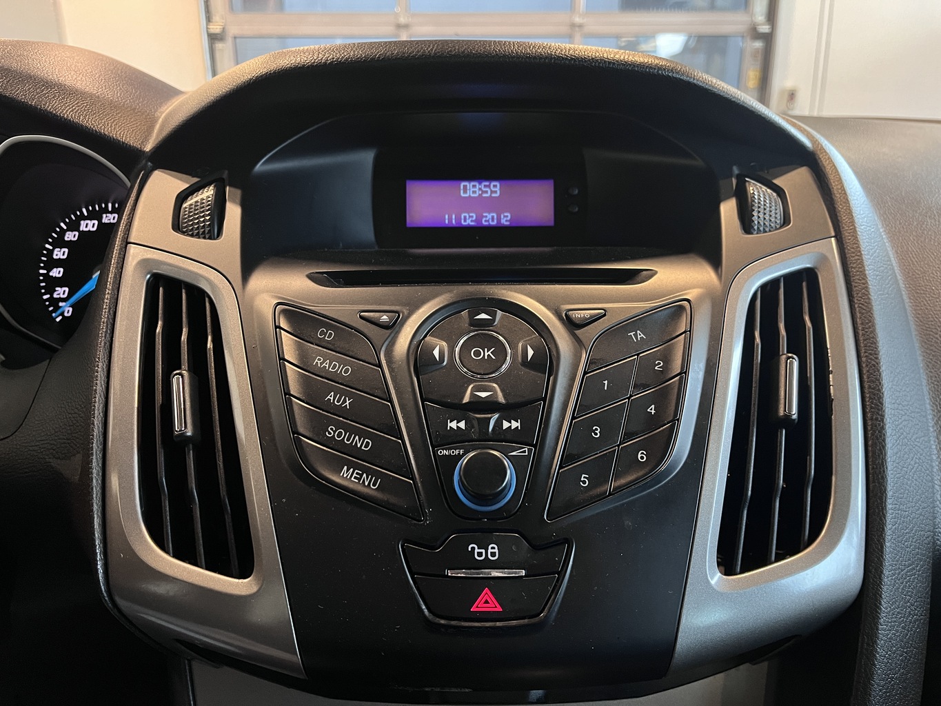 FORD FOCUS