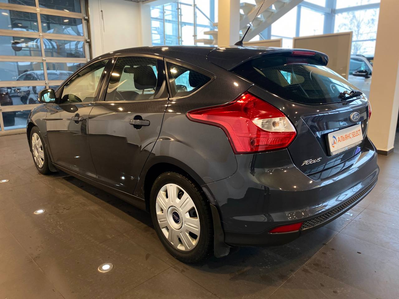 FORD FOCUS
